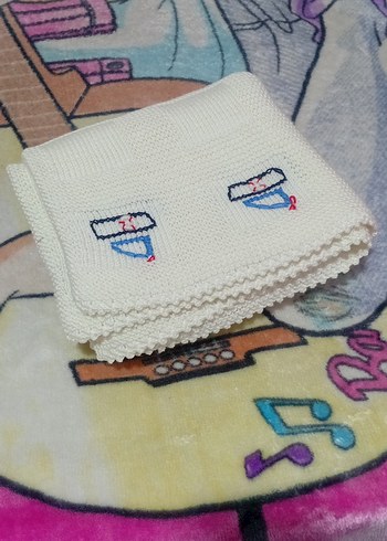 Nakışlı Çok Renkli Çocuk Örtüsü - Görsel 11