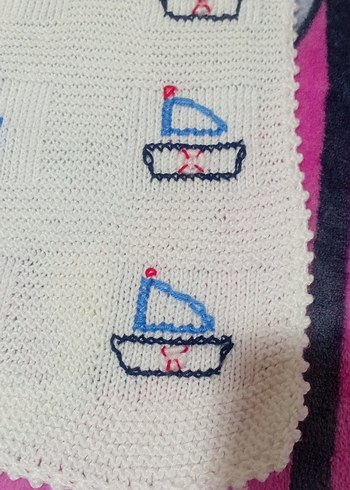 Nakışlı Çok Renkli Çocuk Örtüsü - Görsel 3