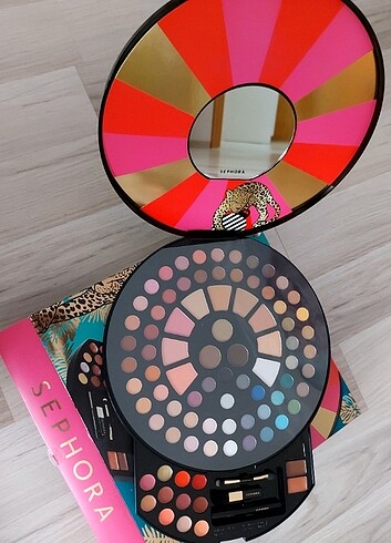 Sephora wild wishes makyaj paleti ve far paleti