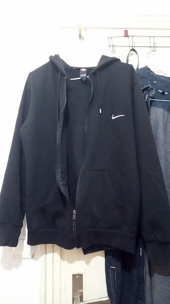 Nike L beden siyah ceket