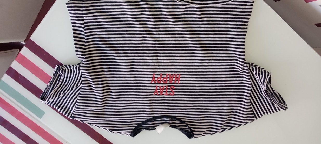 Kız Çocuk Siyah Baskılı Kayık Yaka  8-9 yaş Tişört - Görsel 3