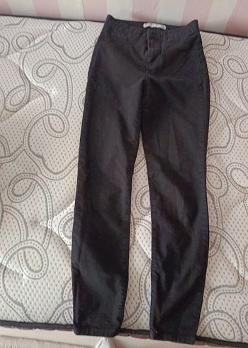 Düğmeli Siyah Skinny Fit Kadın Kot Pantolon Ş beden W 26 L 32 - Görsel 2