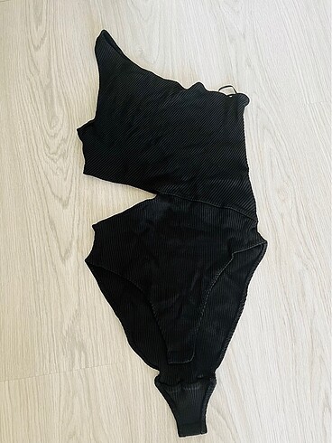 H&M bodysuit