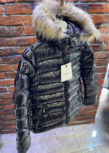 Moncler New model Kürklü Siyah Kısa Kadın Kışlık Mont