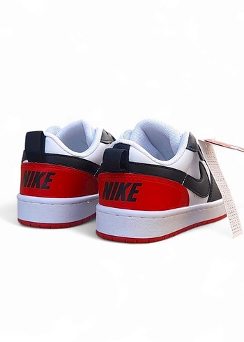 39 Beden beyaz Renk Nike Renkli Baskılı Kadın Spor Ayakkabı Son adet 39 numara