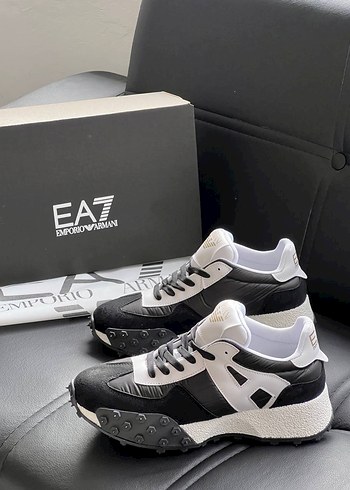 Emporio Armani Emporio Armani New Season Armani Siyah Beyaz Bayan sneaker