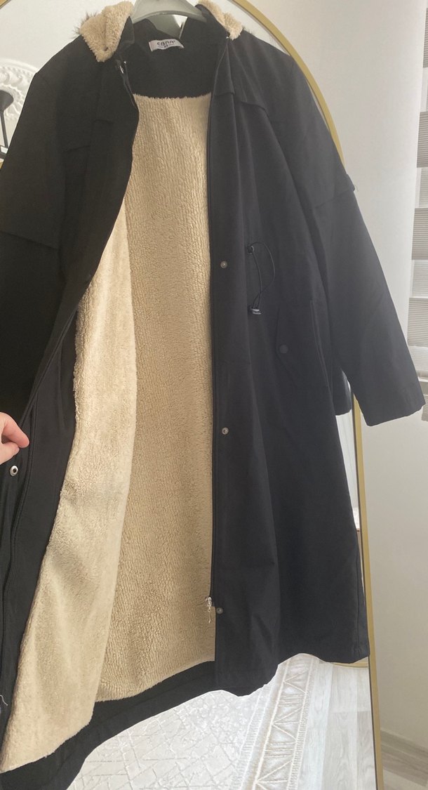 Düğmeli Siyah Uzun Kadın Ceket - Görsel 2