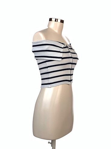 Pull and Bear T-shirt p İndirimli. - Görsel 2