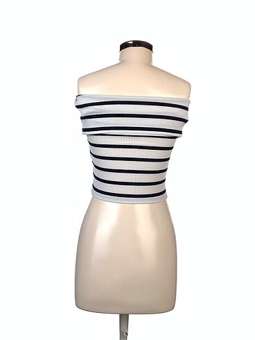 Pull and Bear T-shirt p İndirimli. - Görsel 3