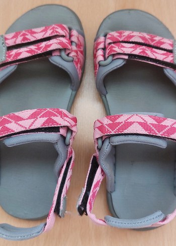 31 Beden JACK WOLFSKIN sandalet
