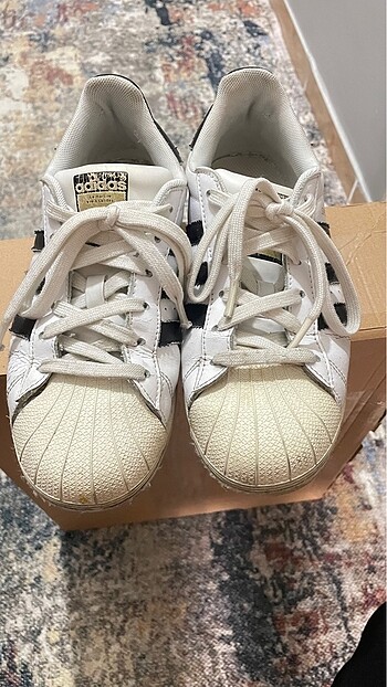 Adidas superstar