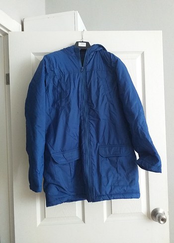 Erkek Çocuk Parlak Mavi Kapüşonlu Mont - Görsel 2