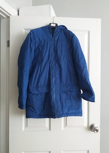 Erkek Çocuk Parlak Mavi Kapüşonlu Mont - Görsel 10