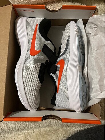 Nike genç çocuk ayakkabı