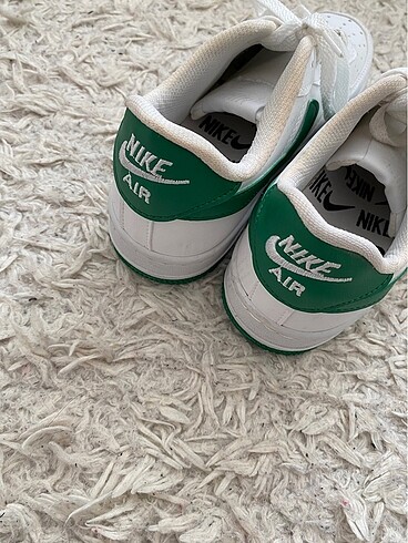 39 Beden beyaz Renk Nike air jordan spor ayakkabı