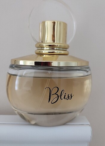 Farmasi bliss parfum 