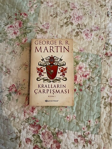 Kralların Çarpışması 1 George R. R. Martin Buz ve Ateşin Şarkısı