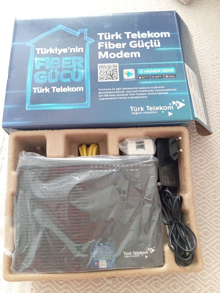 Türk Telekom Fiber Güçlü Modem Siyah - Görsel 3