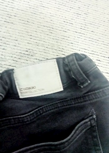 Kadın Siyah Kemerli Denim Jean - Görsel 4