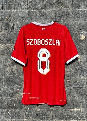 Liverpool Szoboszlai forması