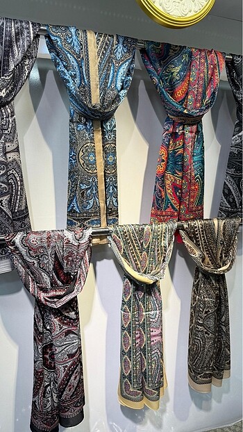 Etro desen Vual İpek