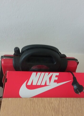 Tost Makinesi 