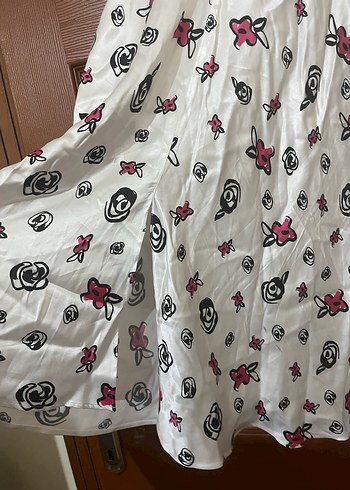 Çiçek Baskılı saten Beyaz midi Etek - Görsel 4