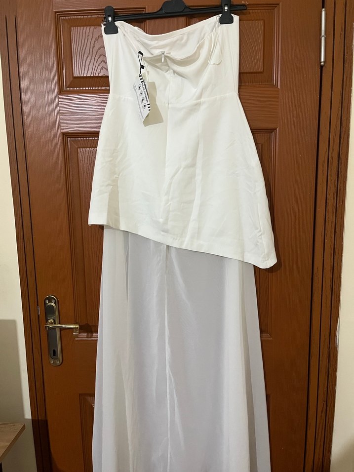 Beyaz Drapeli Uzun Straplez Elbise - Görsel 3