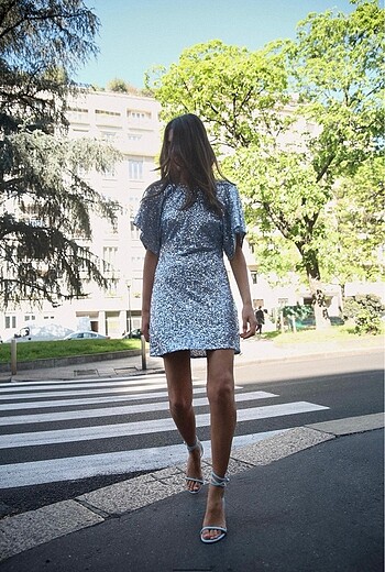 Zara payetli elbise