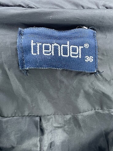36 Beden siyah Renk Diğer Mont %70 İndirimli.