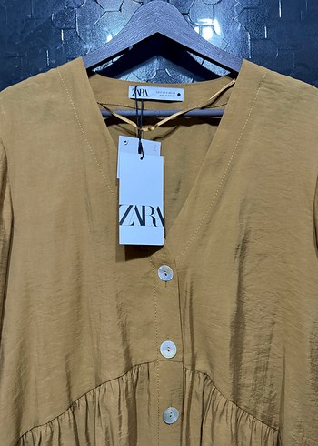 Zara Bej V Yaka Uzun Kollu Keten Gömlek yağ yeşili