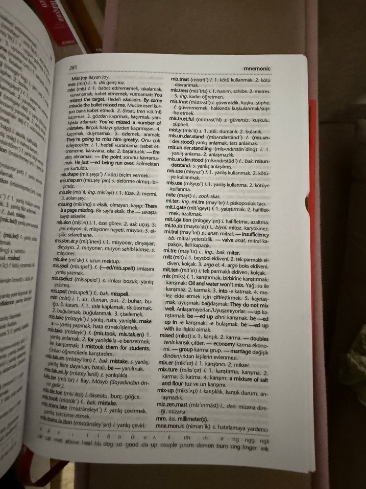 Redhouse Büyük El Sözlüğü İngilizce-Türkçe - Görsel 3