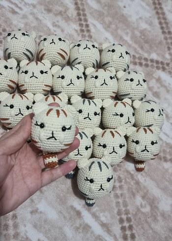 El Örgüsü Sevimli Kedi Figürleri - Görsel 3