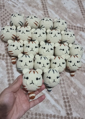 El Örgüsü Sevimli Kedi Figürleri - Görsel 2