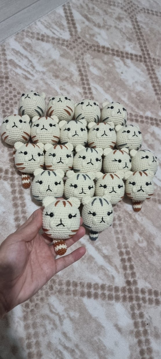 El Örgüsü Sevimli Kedi Figürleri - Görsel 2