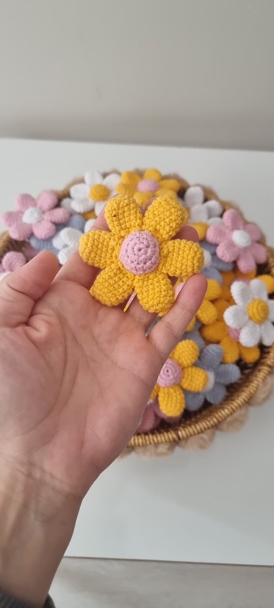 Bohem Tarzda El Yapımı Örgü Çiçek Sepeti - Görsel 3