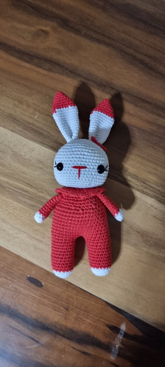 Kırmızı Örgü Tavşan Peluş Oyuncak - Görsel 3