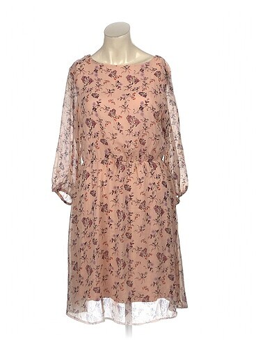 PreLoved Kısa Elbise %70 İndirimli.