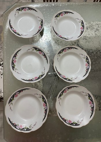 Çiçek Desenli Beyaz Yemek Tabağı Seti