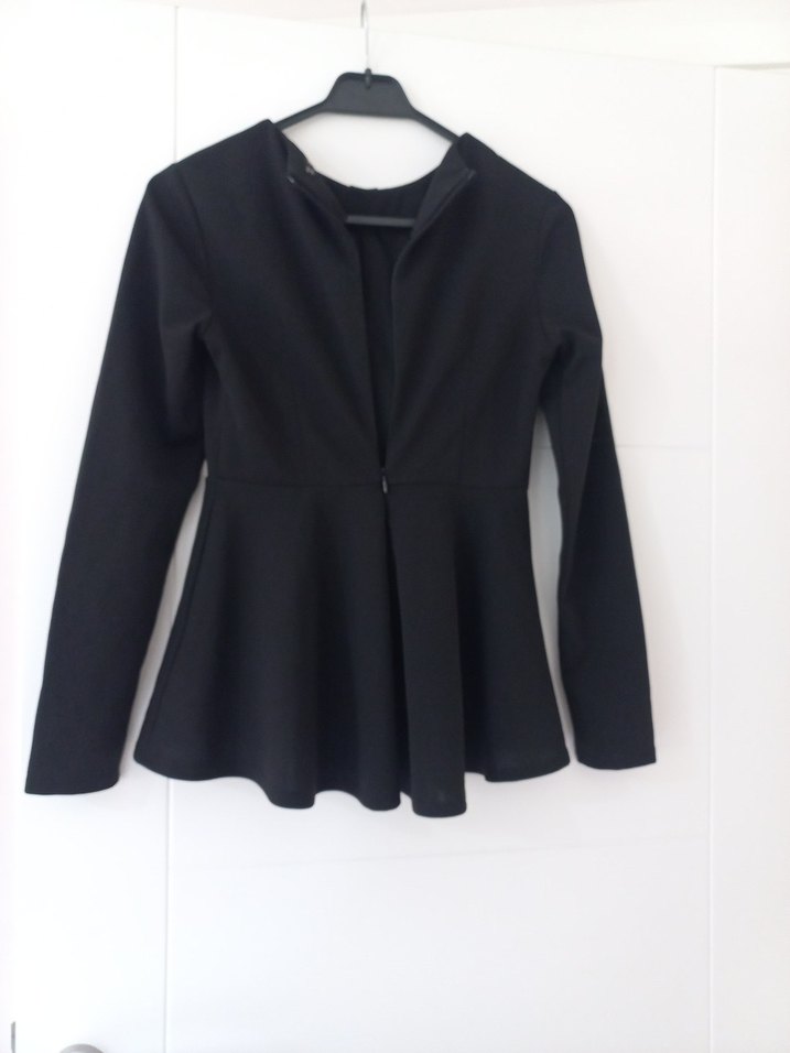 Shein Marka Siyah Volanlı Uzun Kollu Kadın Bluz - Görsel 2