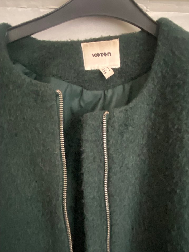 Koyu Yeşil Fermuarlı Kaban - Görsel 2