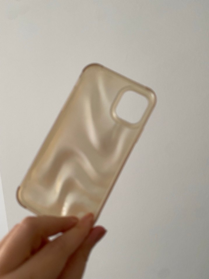 Şeffaf Bej Telefon Kılıfı - Görsel 2