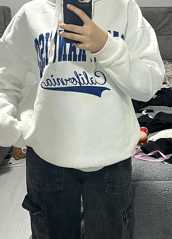 Beyaz sweatshirt 