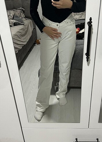 Beyaz düşük bel jean