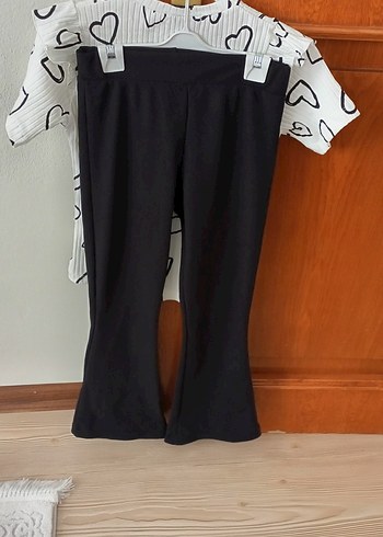H&M Kız Çocuk Beyaz Kalp Desenli Kısa Kollu Tişört