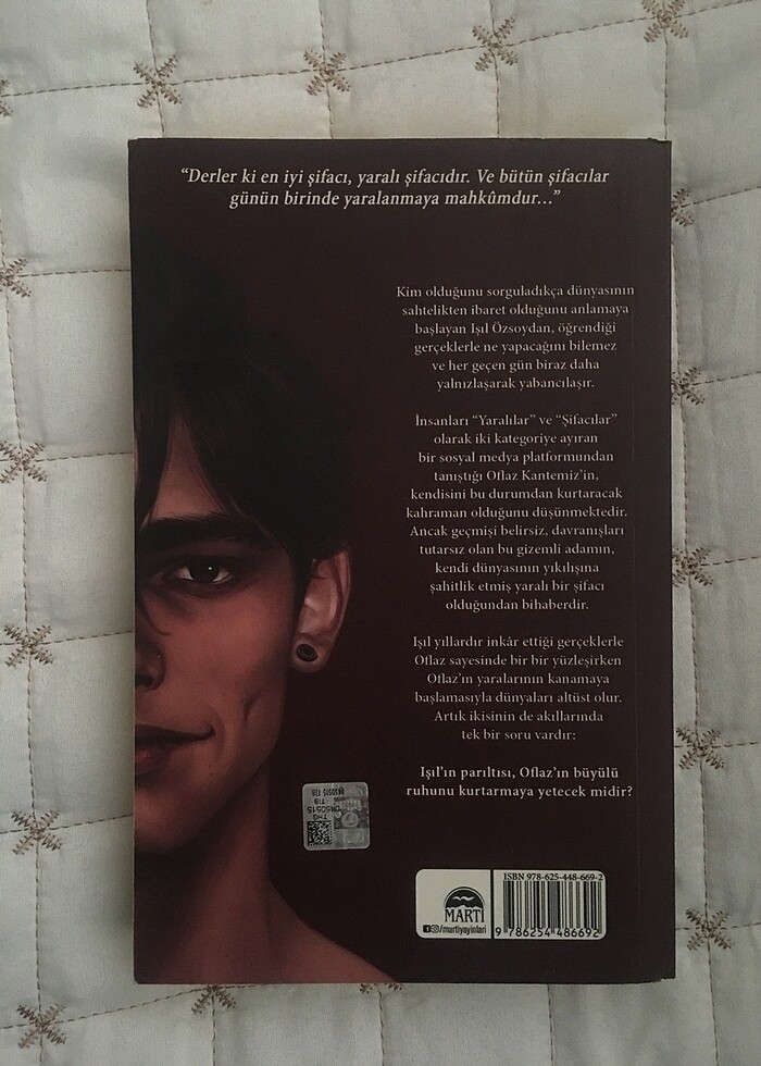 kimse gerçek değil - Görsel 2