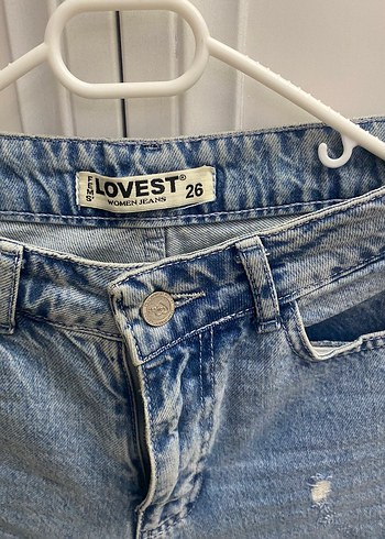 26 Beden Düğmeli Rahat Kesim Mavi Midi Kot Pantolon