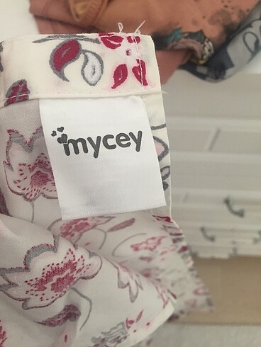 MYCey Emzirme önlüğü yeni büyük hiç kullanılmadı
