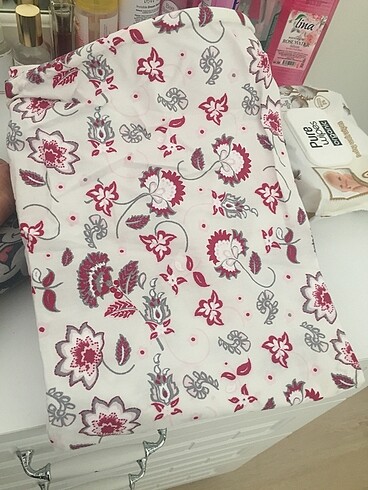Emzirme önlüğü yeni büyük hiç kullanılmadı