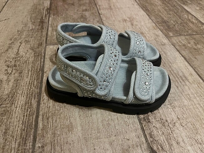 Zara Sandalet